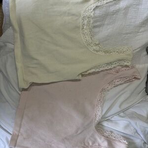 Tees / tank tops